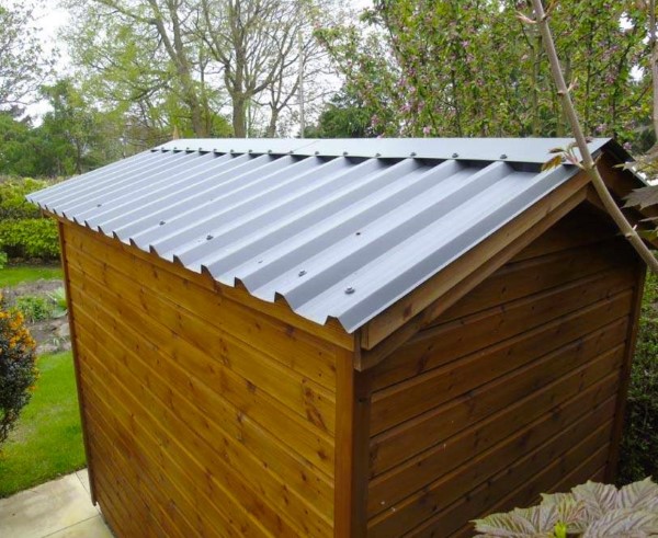 toiture abri de jardin